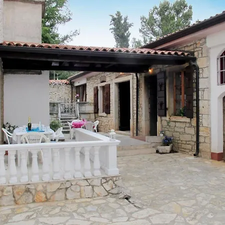 Holiday home Holiday Gortan - Kst103